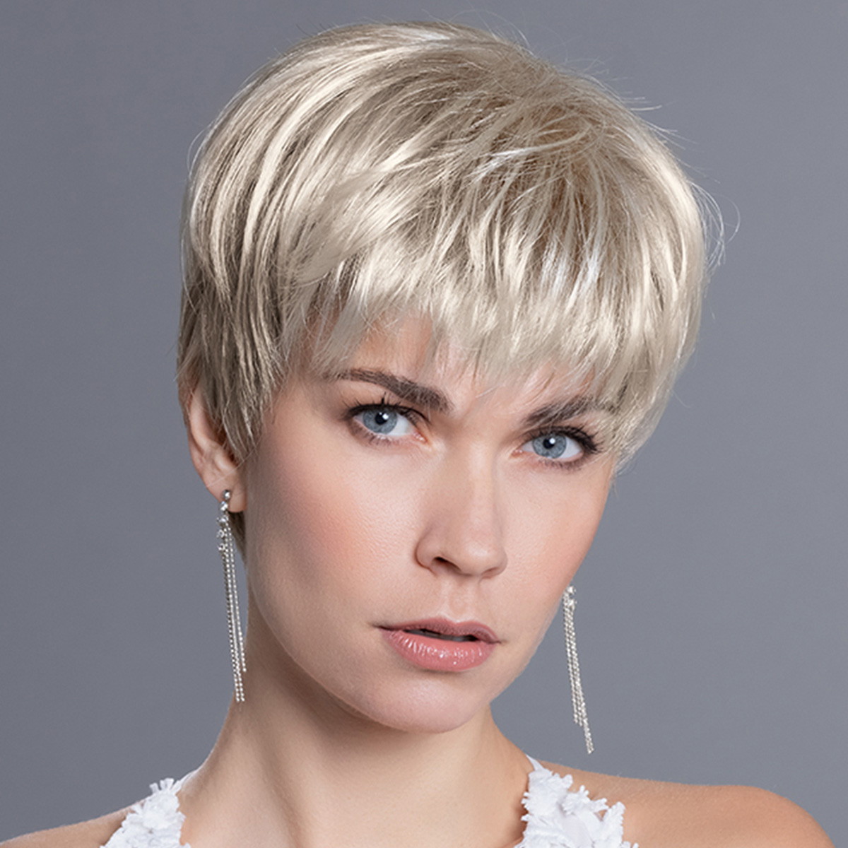 Changes Synthetic hair wig Pixie