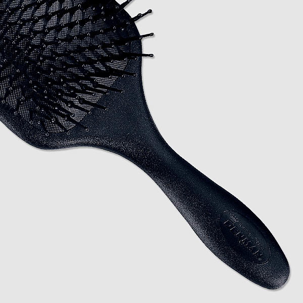 D83 Paddle Brush