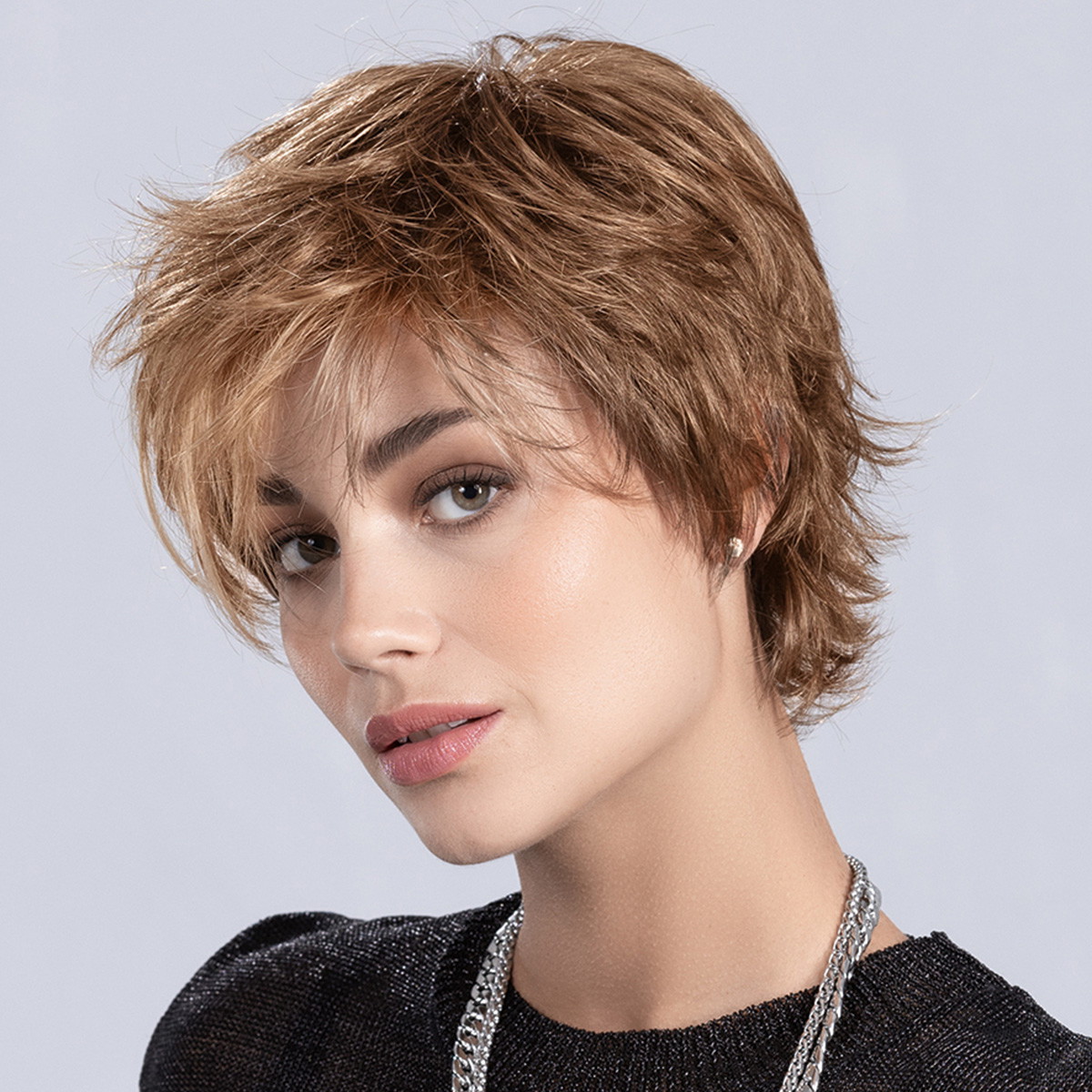 Perucci Synthetic hair wig Open